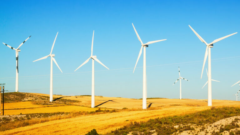 PREVISÕES DA AIE PARA ENERGIA RENOVÁVEL MOSTRAM NOVAS TENDÊNCIAS